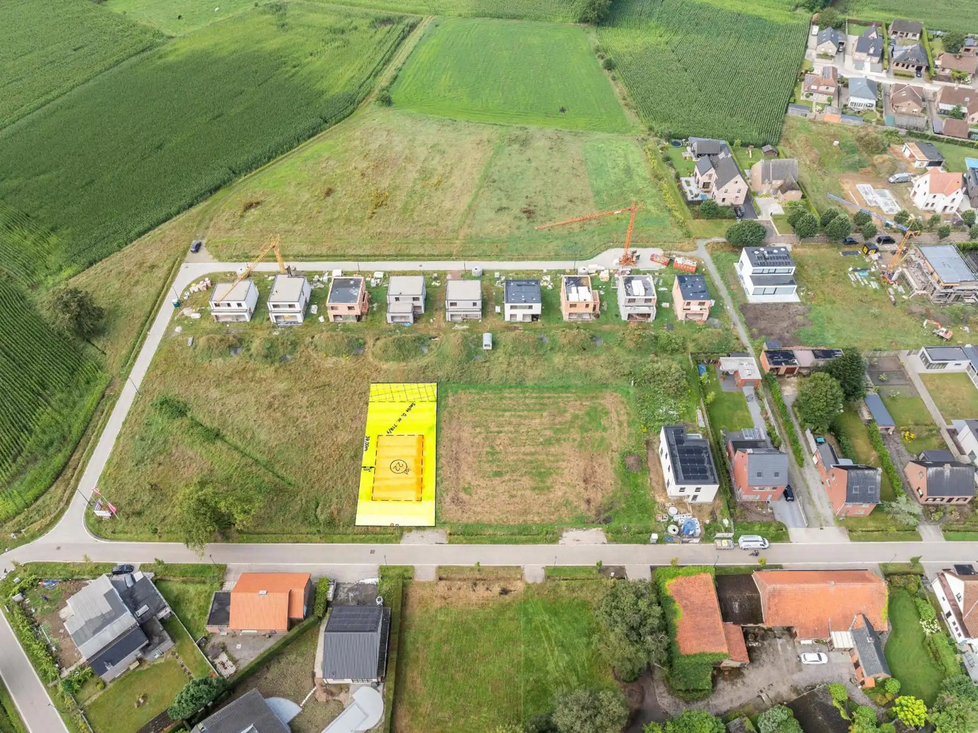 Bouwgrond voor open bebouwing op 624m² foto 4