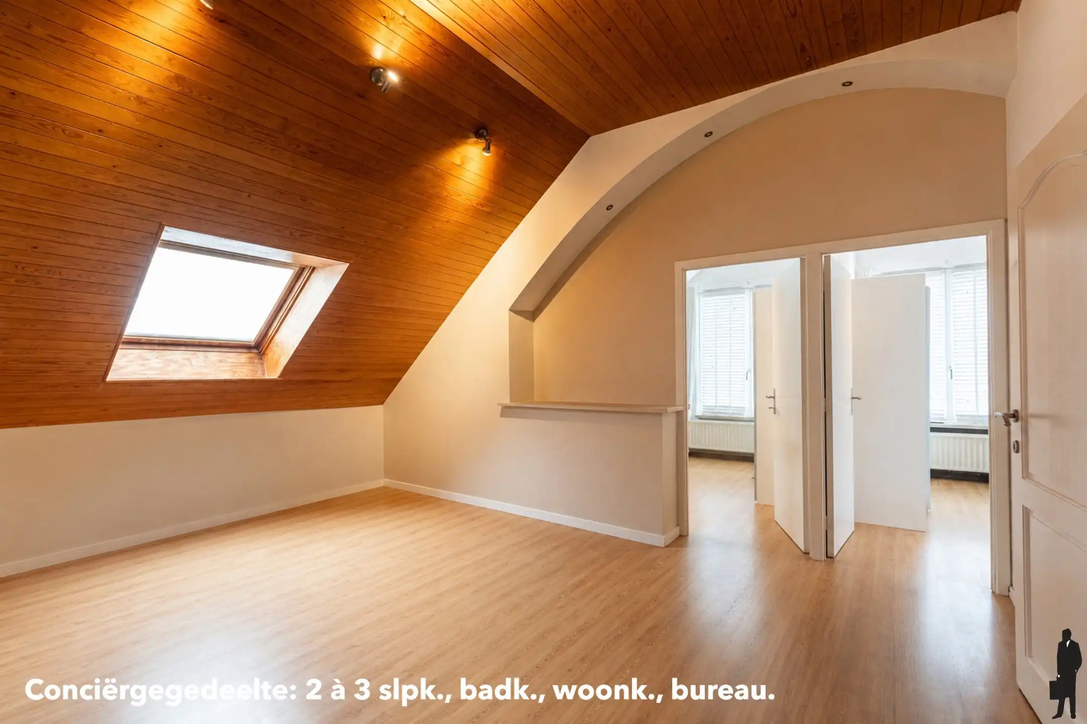 'De Waterkant' - taverne met conciërgewoning op toplocatie foto 18