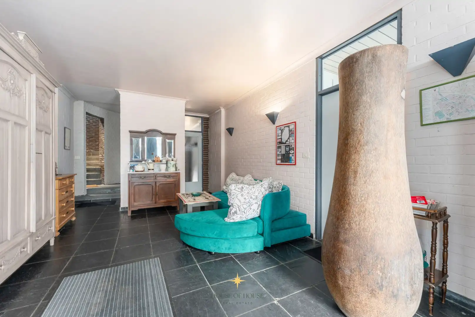 Uniek gerenoveerde architectenwoning te Sint-Kruis met ruime praktijkruimte foto 13