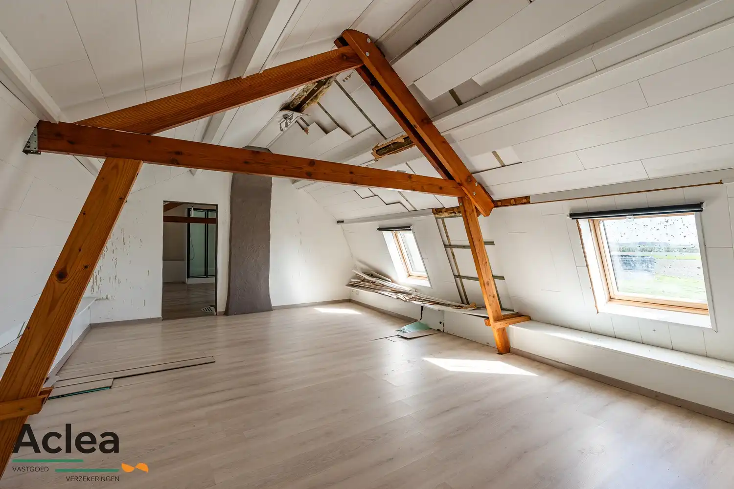 Dijkwoning met prachtig vergezicht foto 16