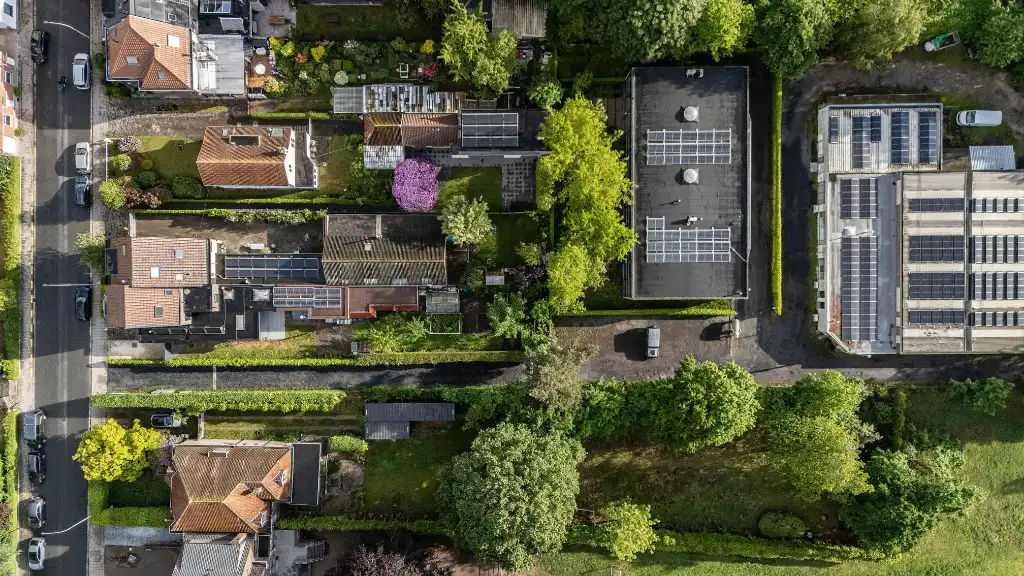 Verkoop via aandelen: Karaktervol atelier, kantoor en/of opslagruimte van ca. 300 m² in Sint-Amandsberg foto 19
