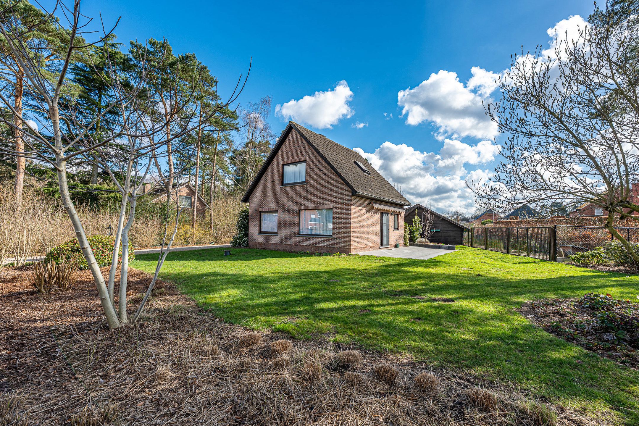 Charmante vrijstaande woning gelegen in recreatiegebied. foto 4