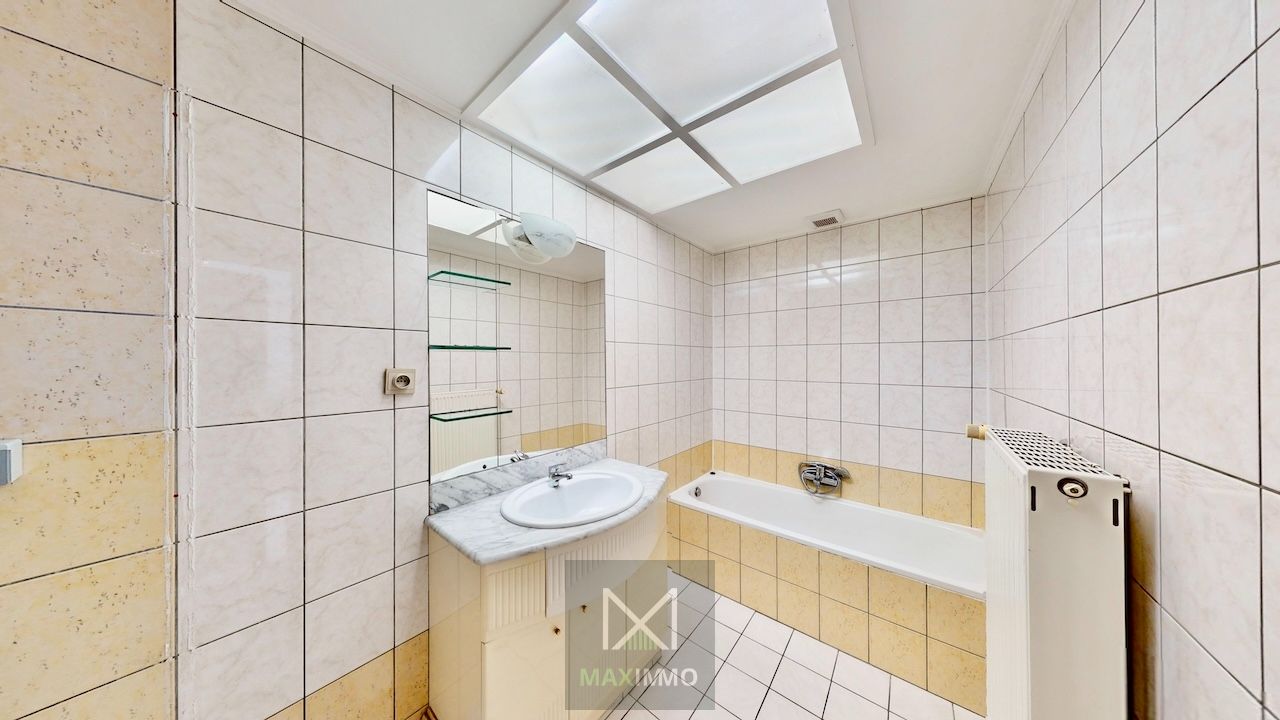 Instapklare gezinswoning met diepe tuin in Menen – Ruimte, licht & comfort foto 8