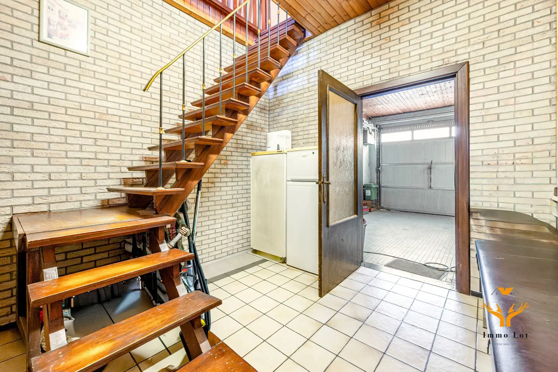 Ruime renovatiewoning met tuin in centrum Zele foto 12