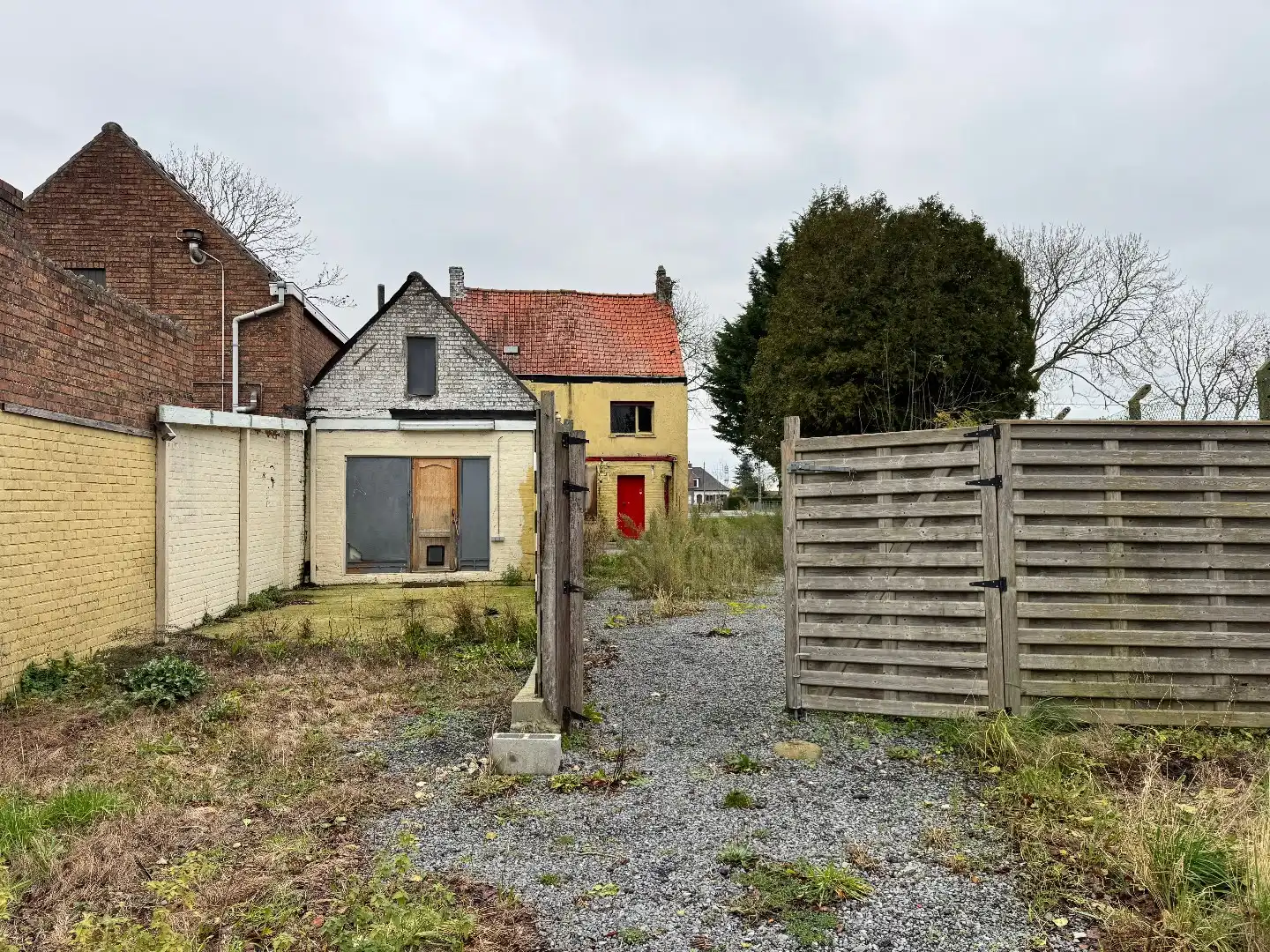 Te renoveren handelshuis te Eernegem foto 8