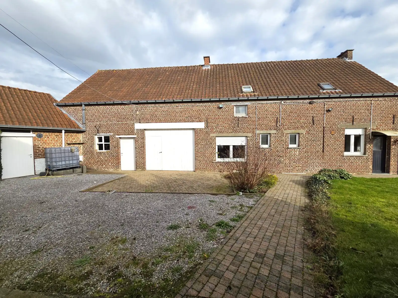 WSB-Immo: Charmante boerderijwoning met ruime garage en tuin foto 13