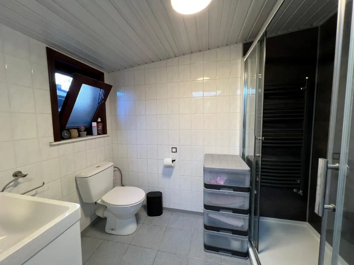 Charmante woning met tuin, garage en landelijk zicht foto 5