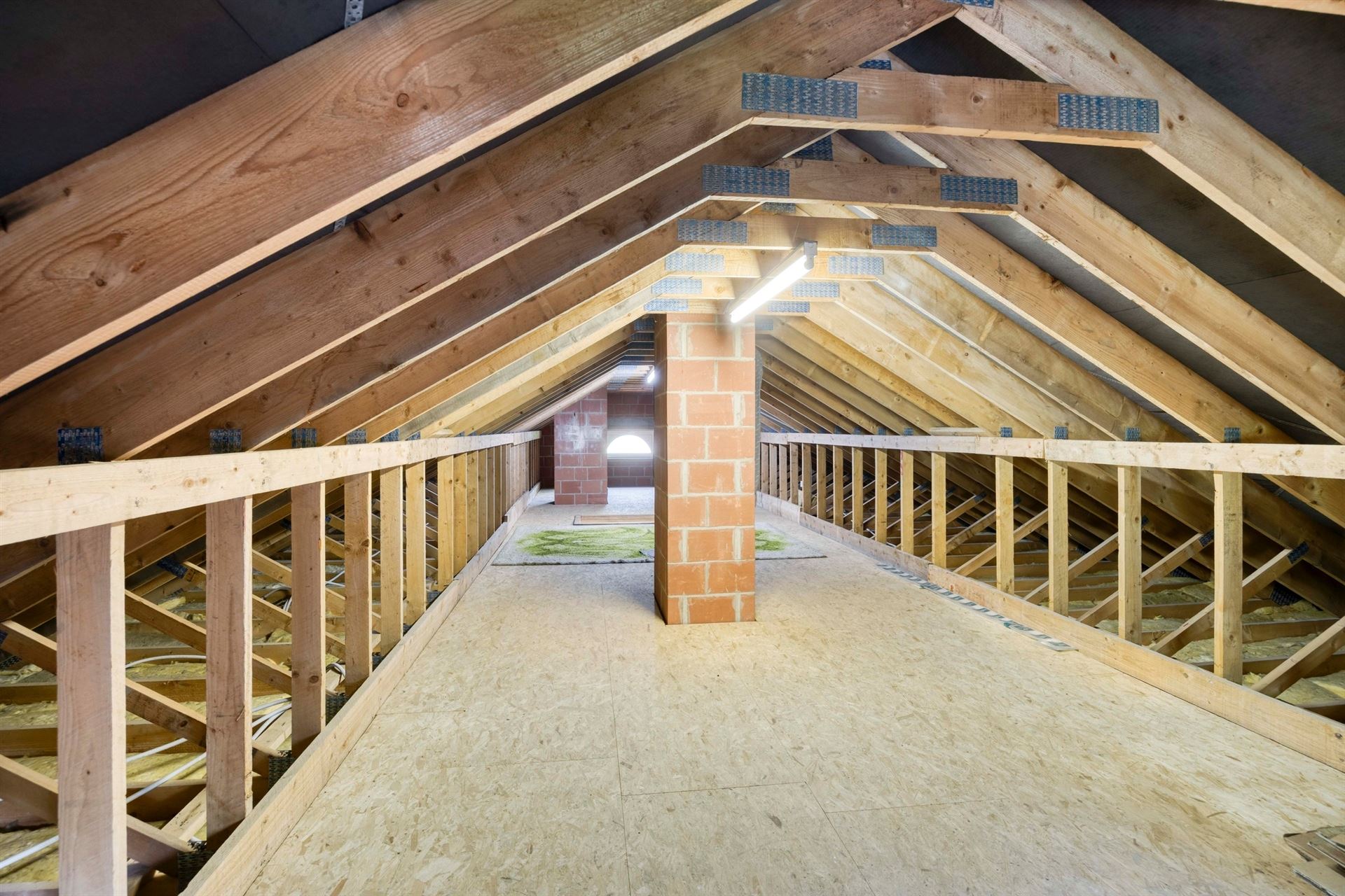 Prachtige moderne villa in rustige wijk foto 26