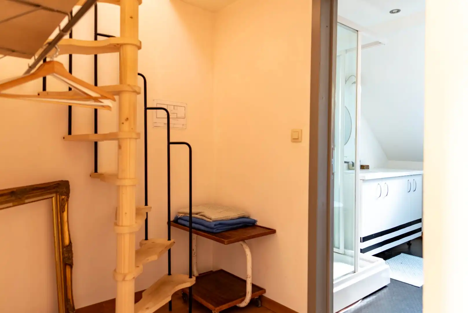 Charmante woning met 2 slaapkamers en stadstuin foto 19