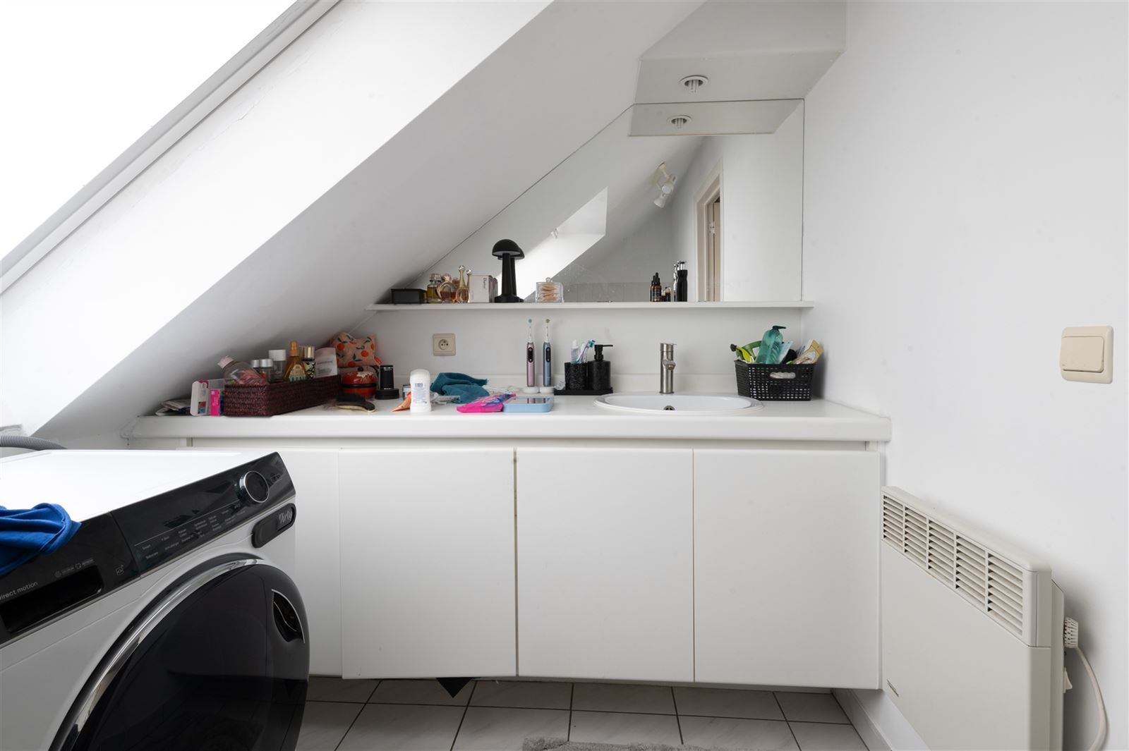 Lichtijke penthouse met terras en garagebox foto 9