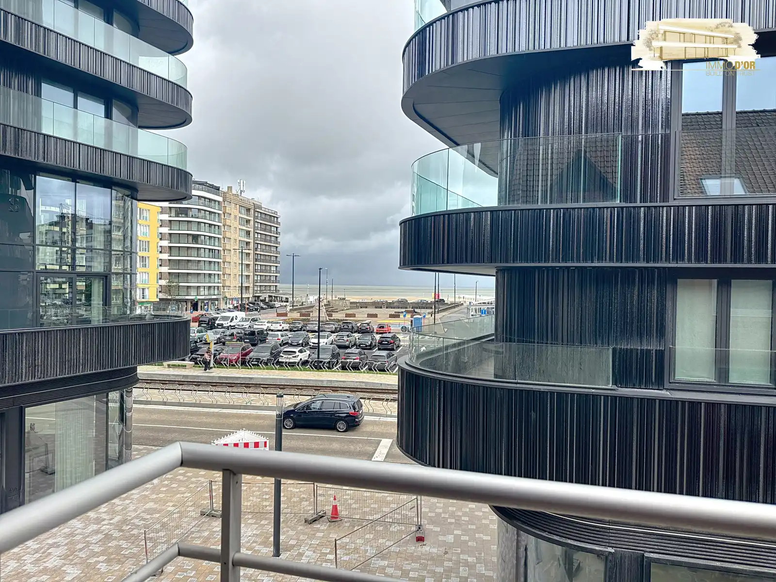Seizoensverhuur 2 - 8 pers met zeezicht/Z-terras à 295 Eur/d foto 21