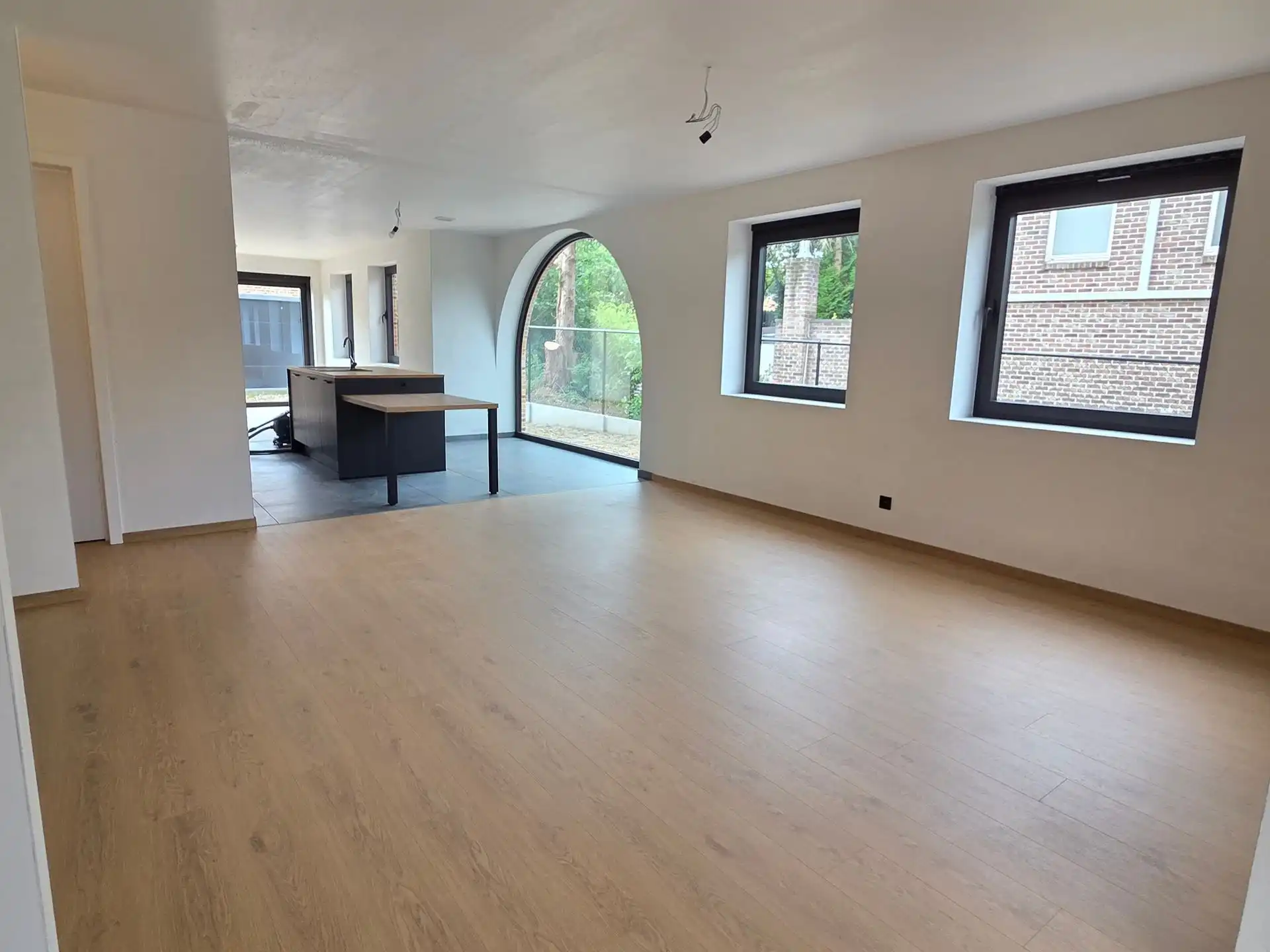 Prachtige, energiezuinige nieuwbouw woning te Keerbergen, gelegen vlakbij het centrum, winkels, scholen en openbaar vervoer.  foto 4