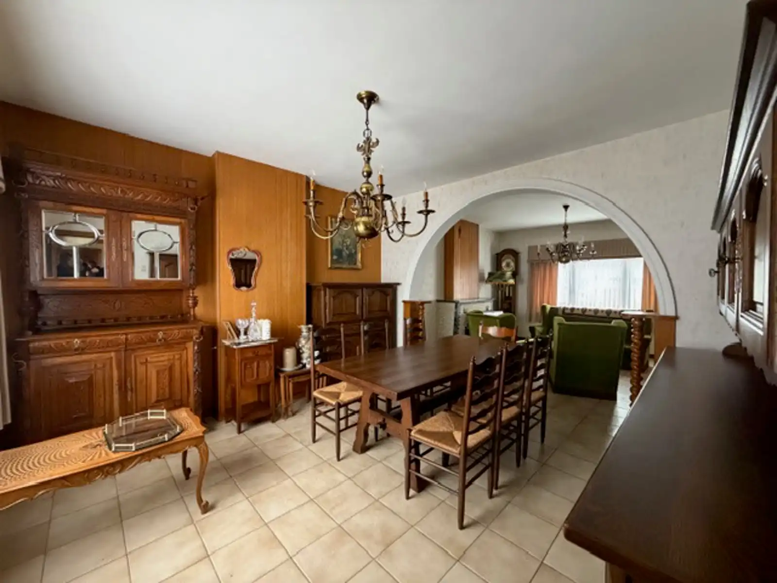 Ruime woning met tuin en garage te Landen (Attenhoven) foto 2