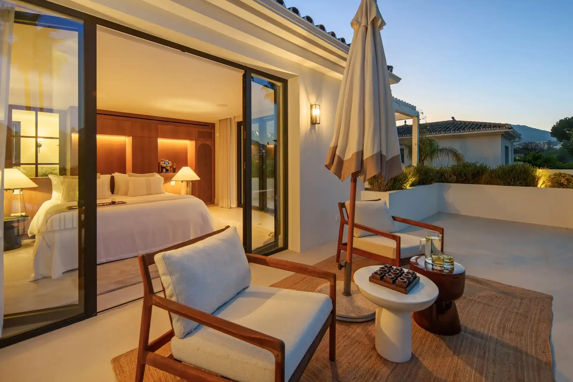 Exclusieve designvilla aan de frontlinie van Las Brisas Golf in Marbella foto 18