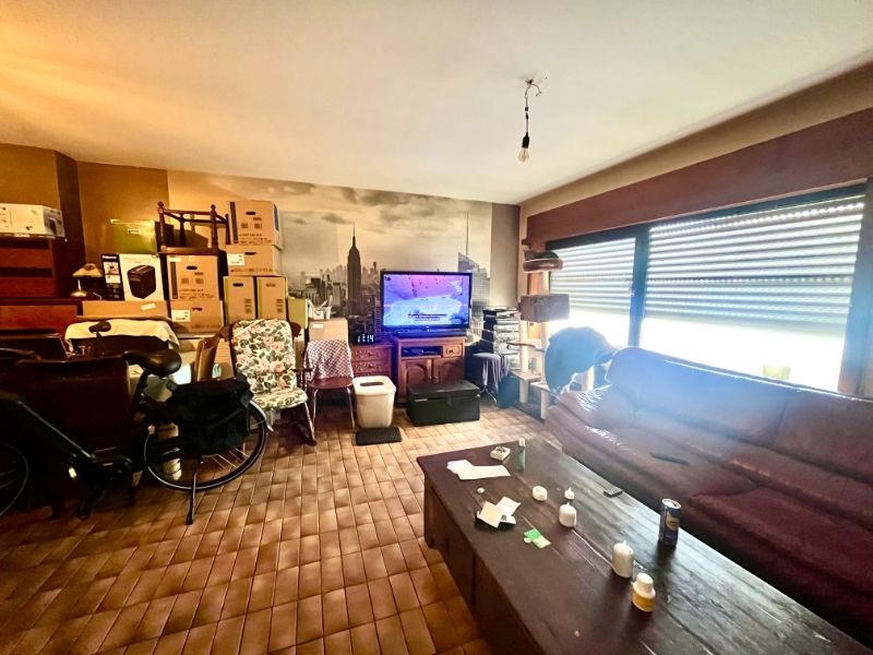 GELIJKVLOERS TWEE SLAAPKAMER-APPARTEMENT TE GENT foto 3