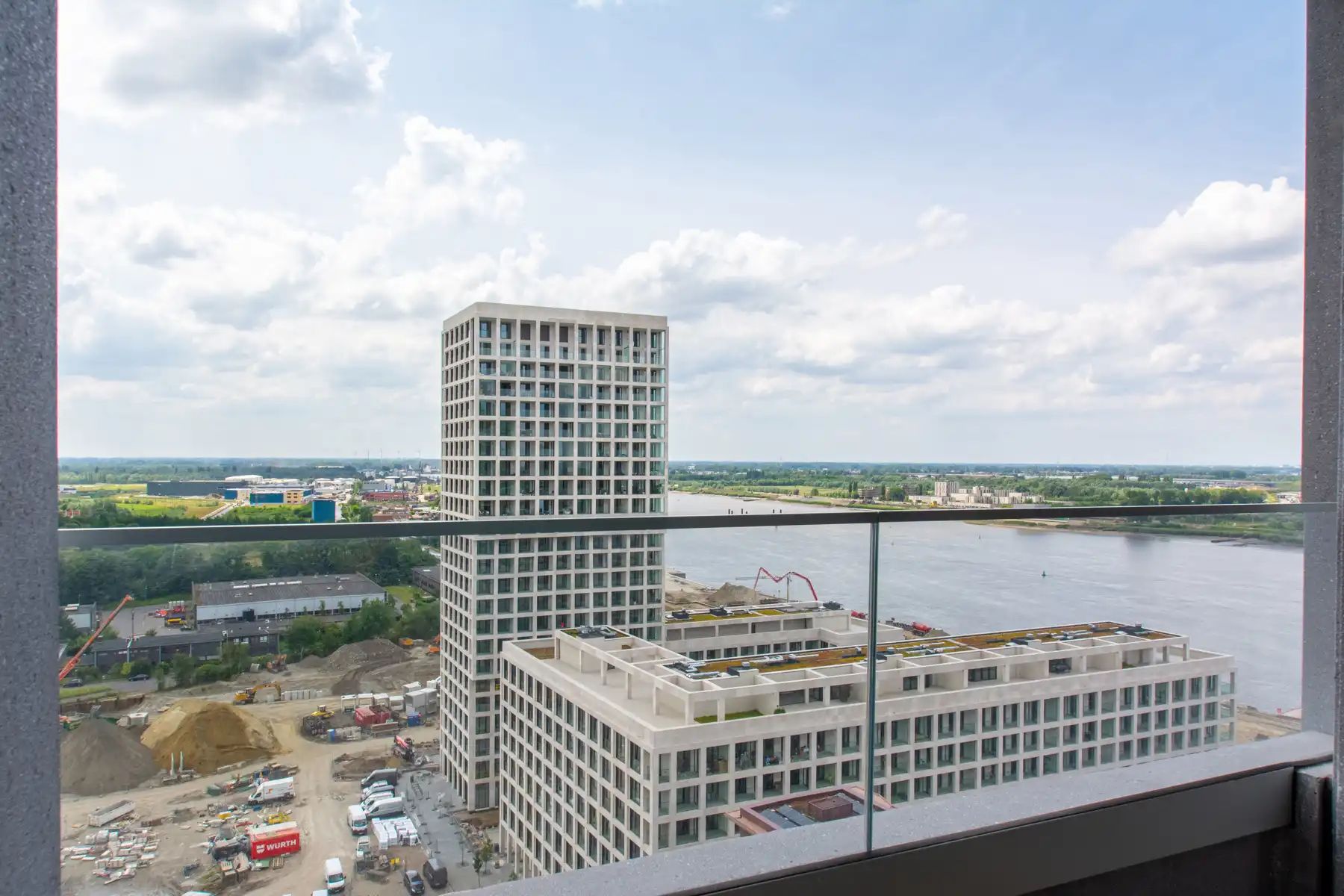 Prachtig 2-kamer app. met prachtig zicht over park en stad foto 6