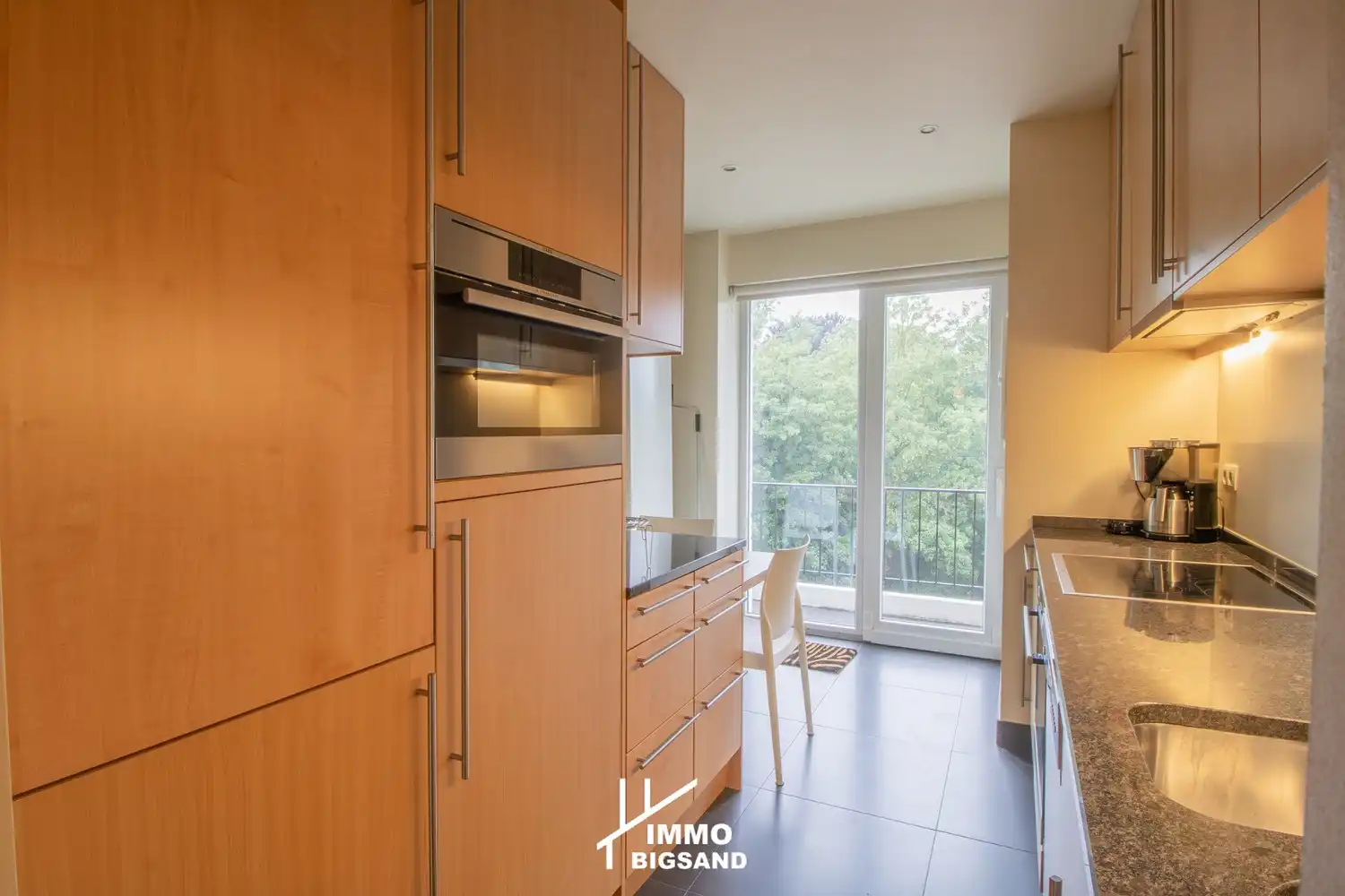 Exclusief wonen op toplocatie aan de Groeningelaan in Kortrijk foto 6