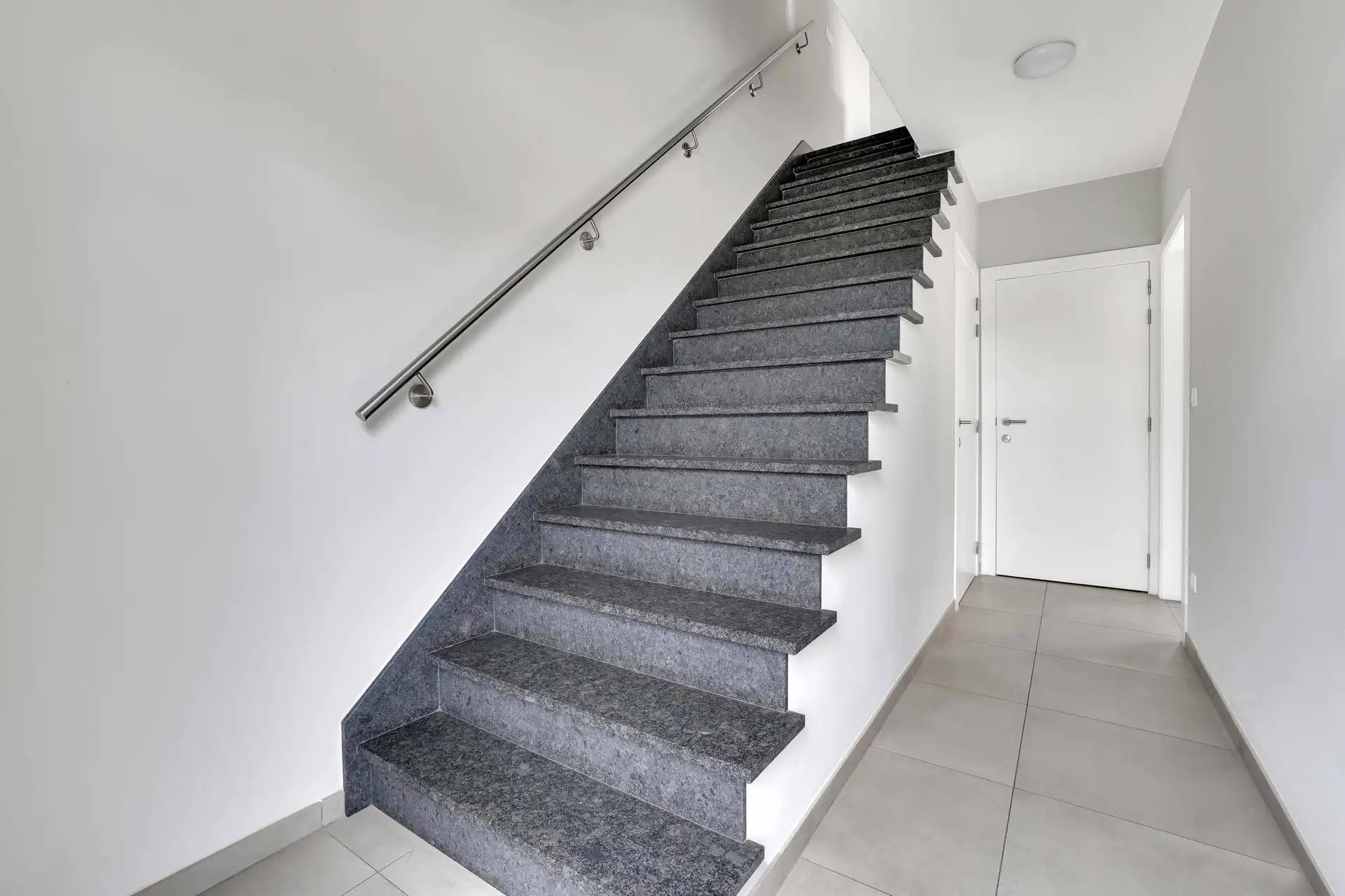 MODERNE BEN-WONING OP RUSTIGE LOCATIE AAN 2% REGISTRATIERECHTEN foto 17