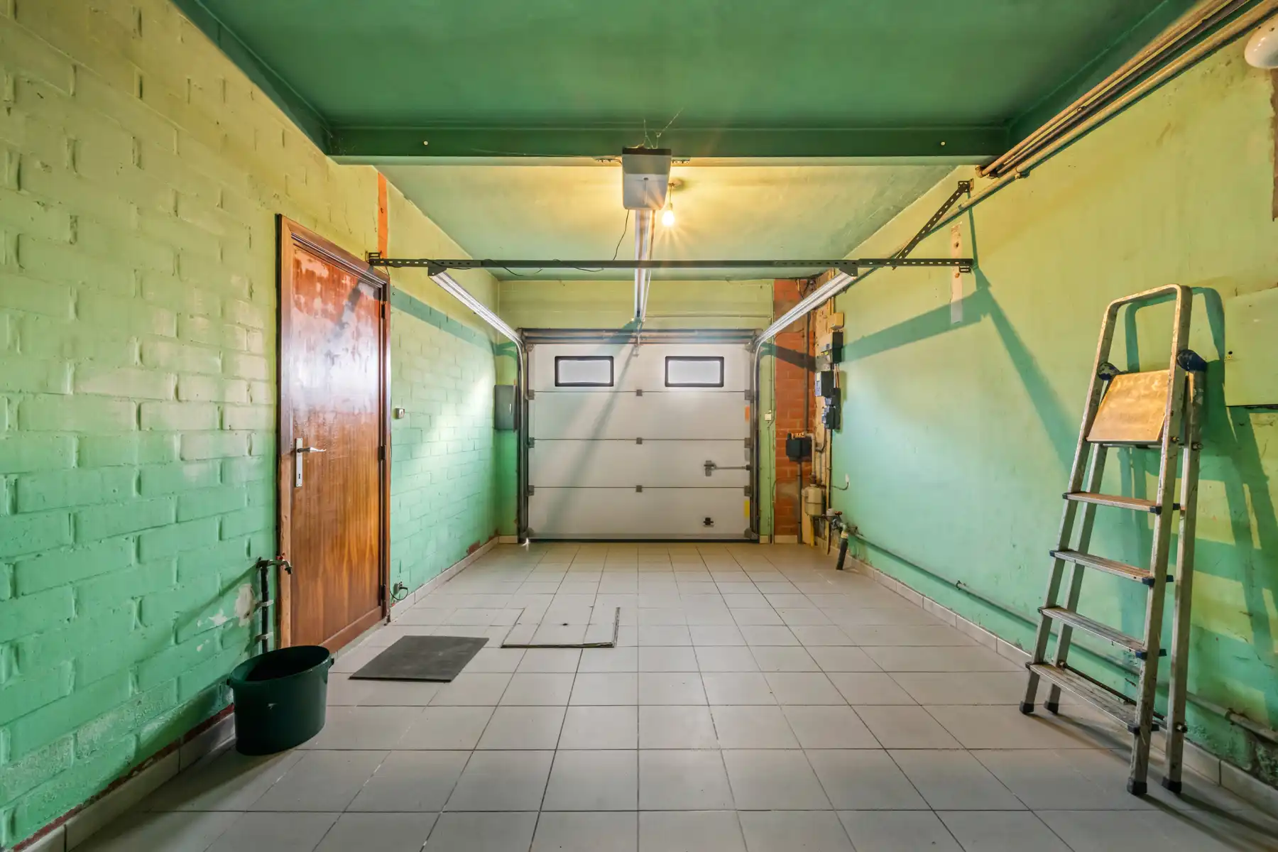 Gezinswoning met garage te Aartrijke foto 6