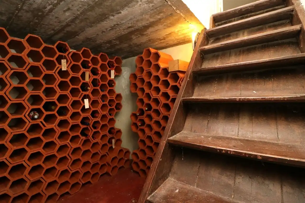 label c, nabij station, garage voor vijf wagens foto 42