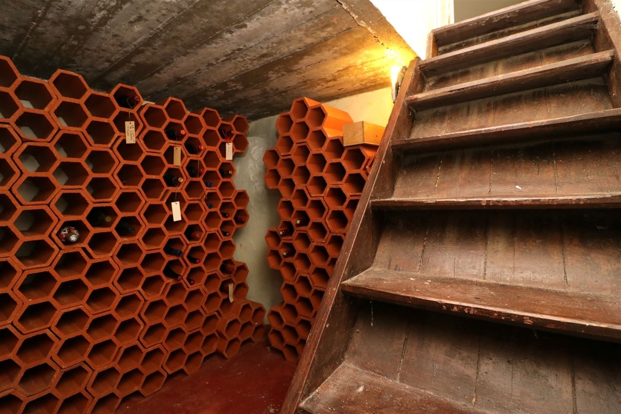 label c, nabij station, garage voor vijf wagens foto 42