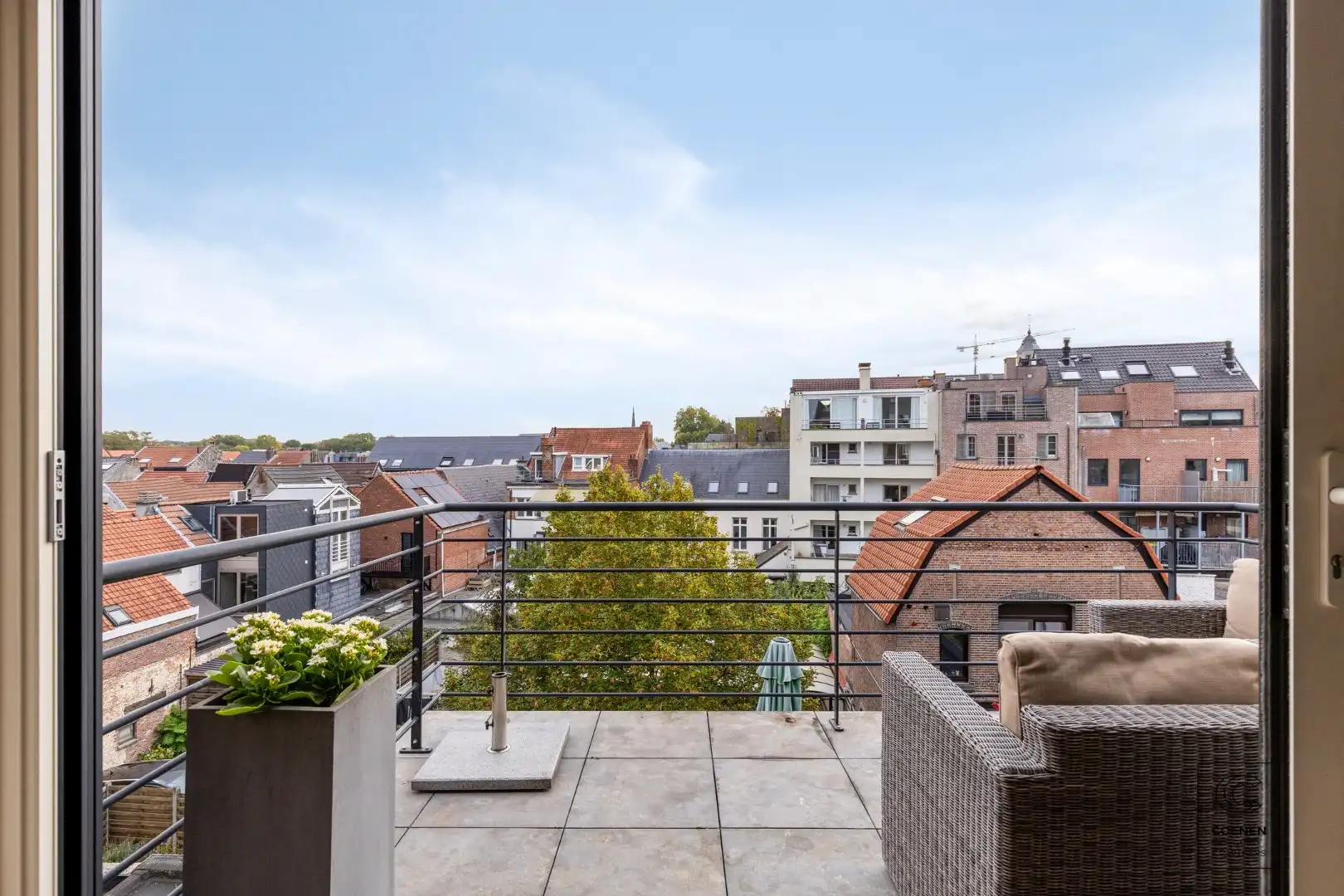 Prachtig duplux appartement met een bew. opp. van 120 m², twee slpk en 2 x terras op een absolute toplocatie te  centrum Lier! foto 9