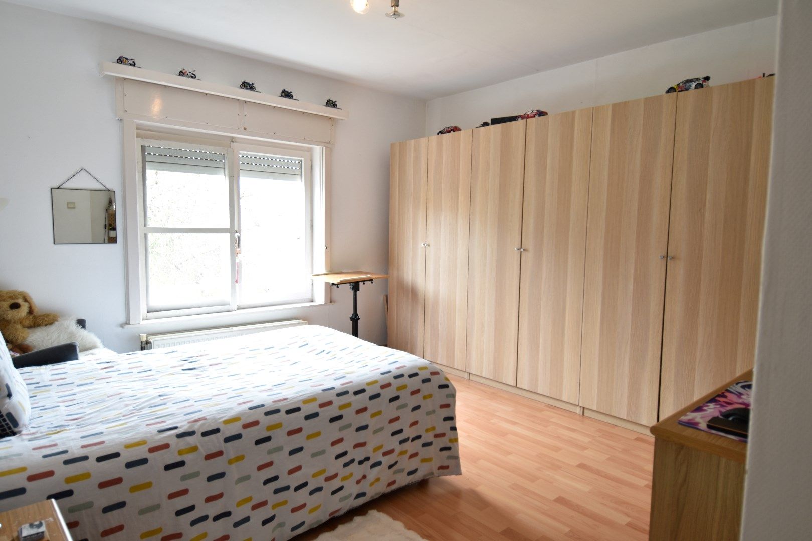 HOB met 4 slaapkamers, praktijkruimte, garage en mooie stukje tuin te koop in Kuurne foto 11