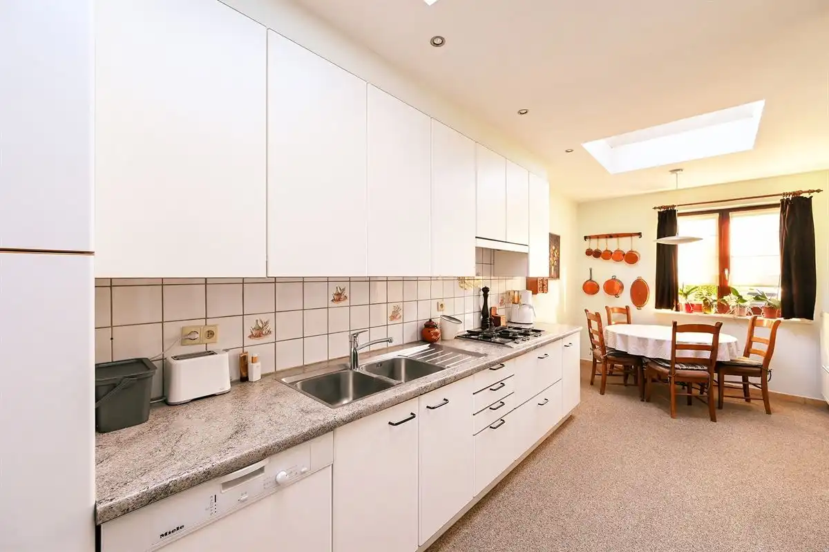 Half-open bebouwing op schitterend perceel van 1115m² foto 12