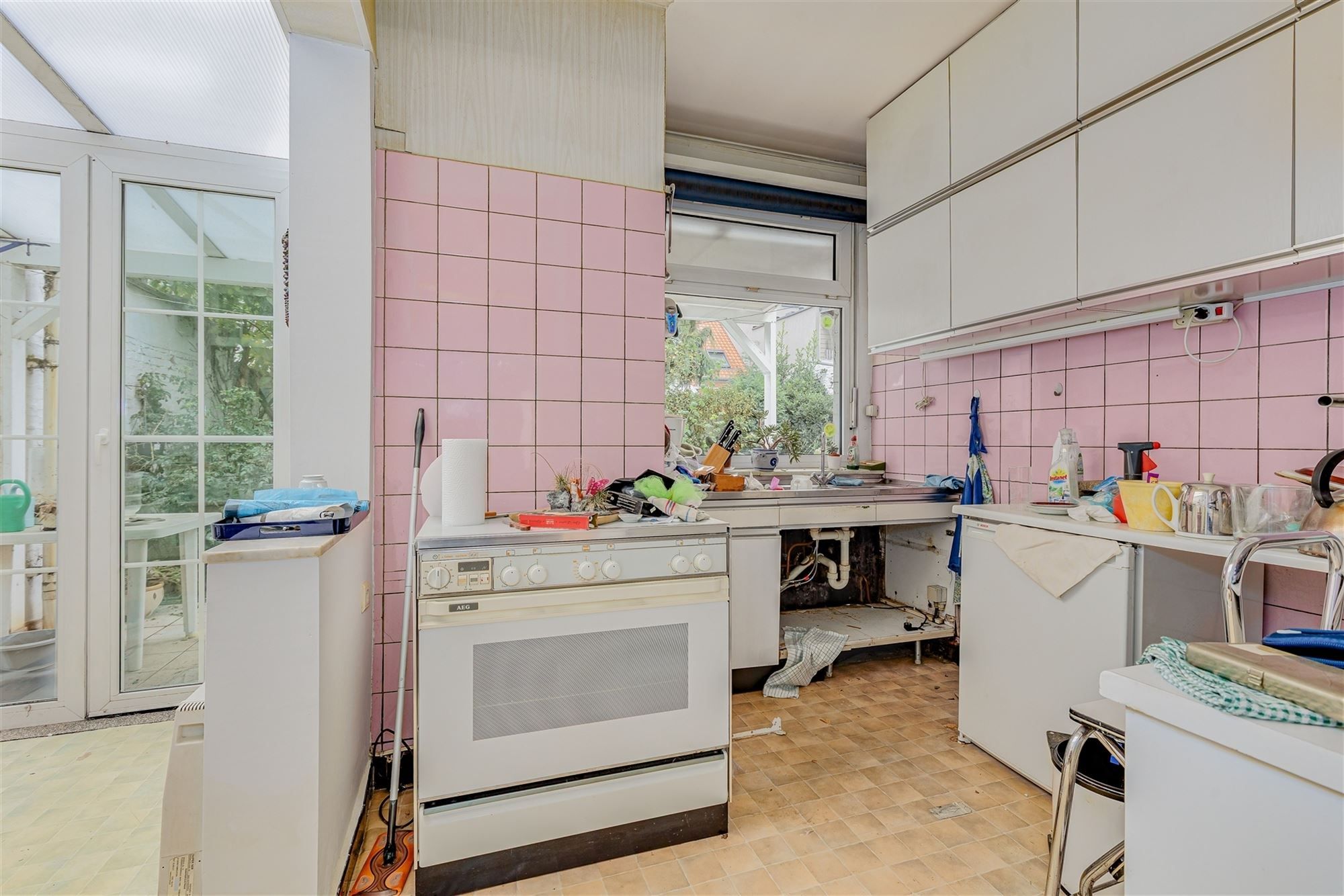 Woning met naastgelegen bouwgrond foto 3