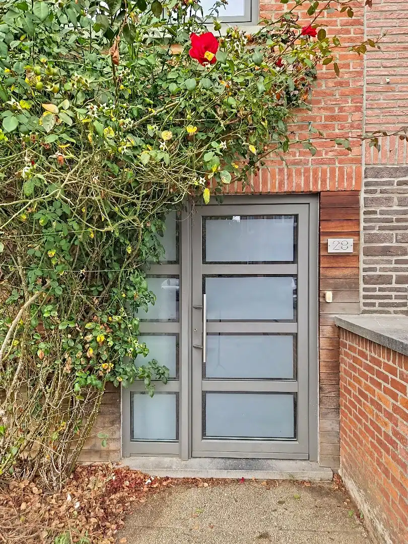 Ruime bel-etagewoning met 5 slaapkamers in Leuven foto 3