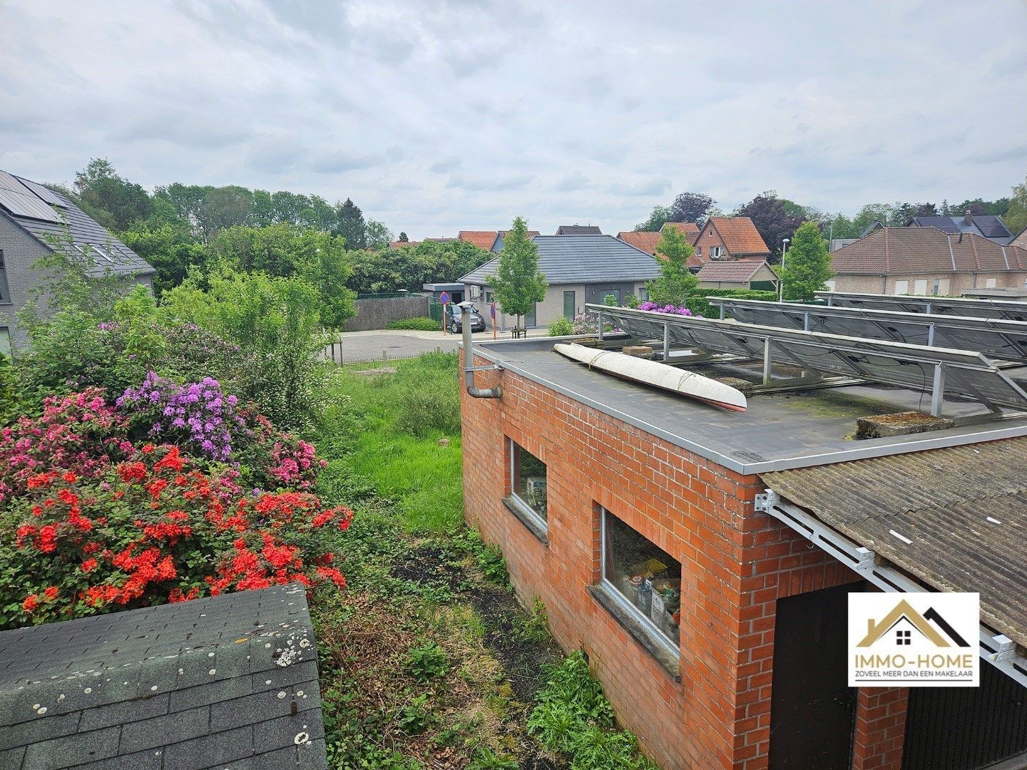 Ruime vrijstaande woning in groene omgeving foto 25