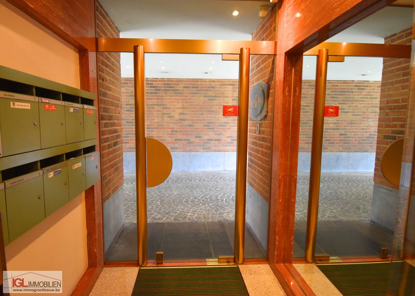 Ruime 3-kamer appartement met 2 badkamers te huur! foto 12