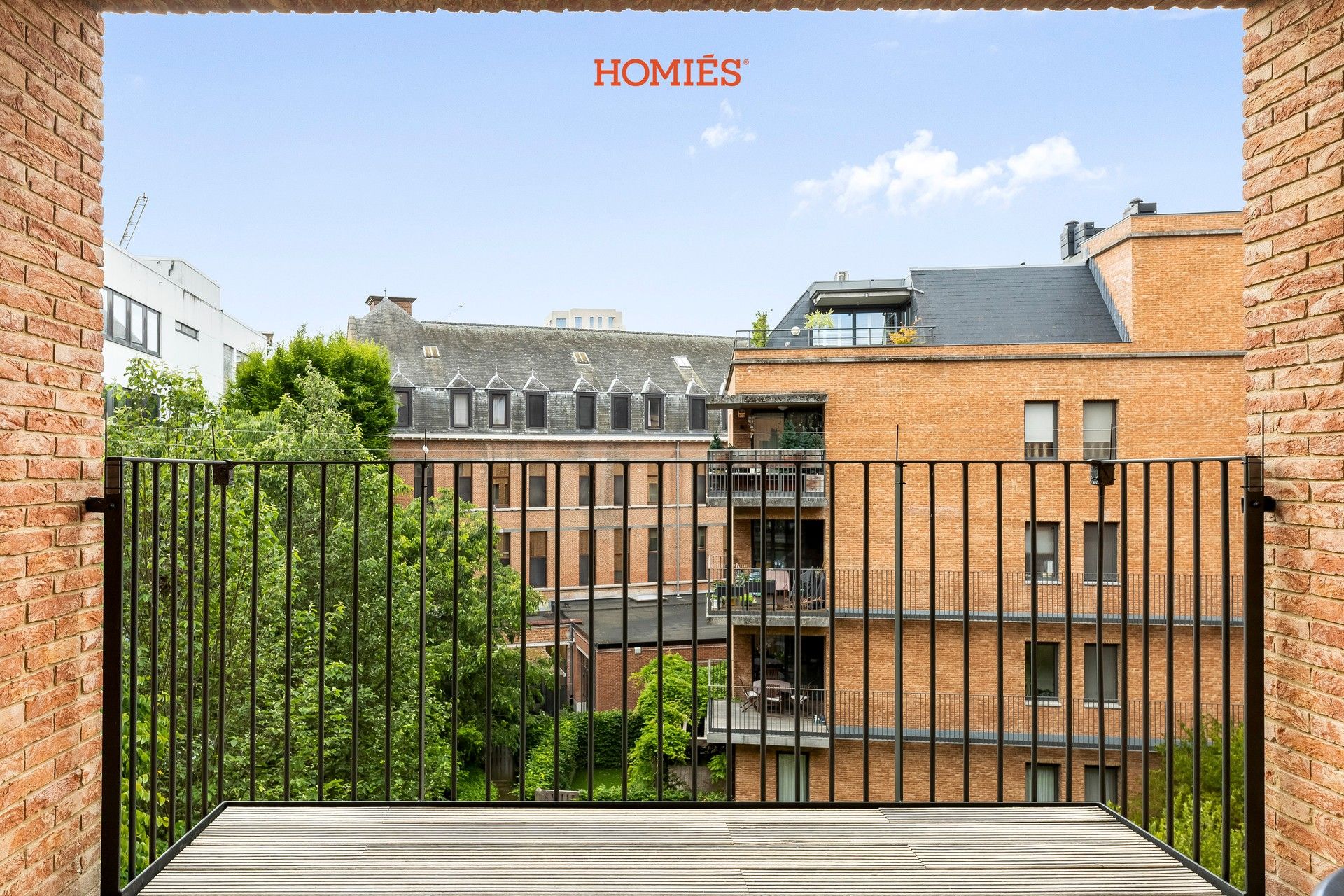 Ruim appartement met 2slpk, terras en autostaanplaats foto 9