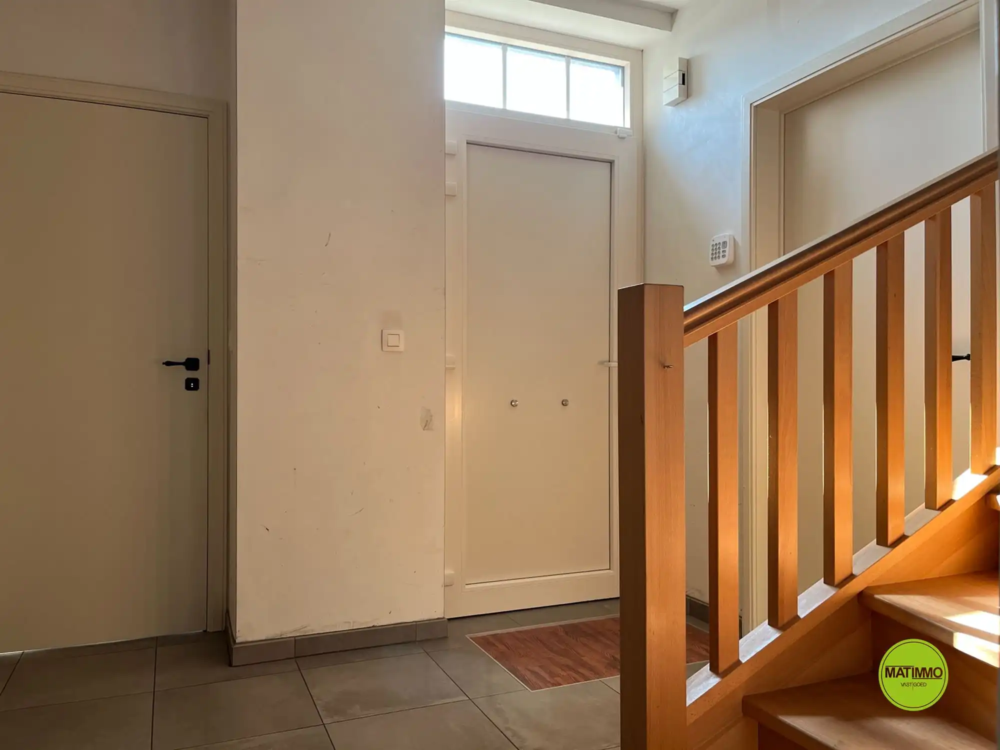 Instapklare BEN-woning in rustige, groene straat te Mol foto 10