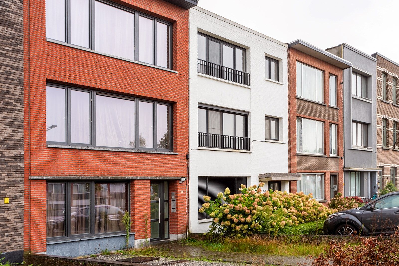 Volledig gerenoveerd twee slaapkamer appartement in kleinschalig gebouw foto 27