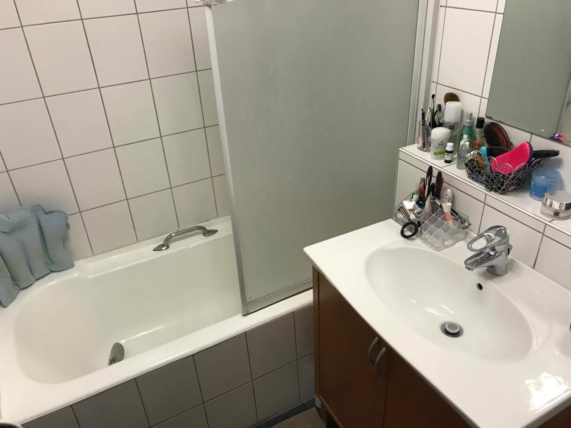 Ruim appartement met 2 slaapkamers te centrum Gent! foto 9