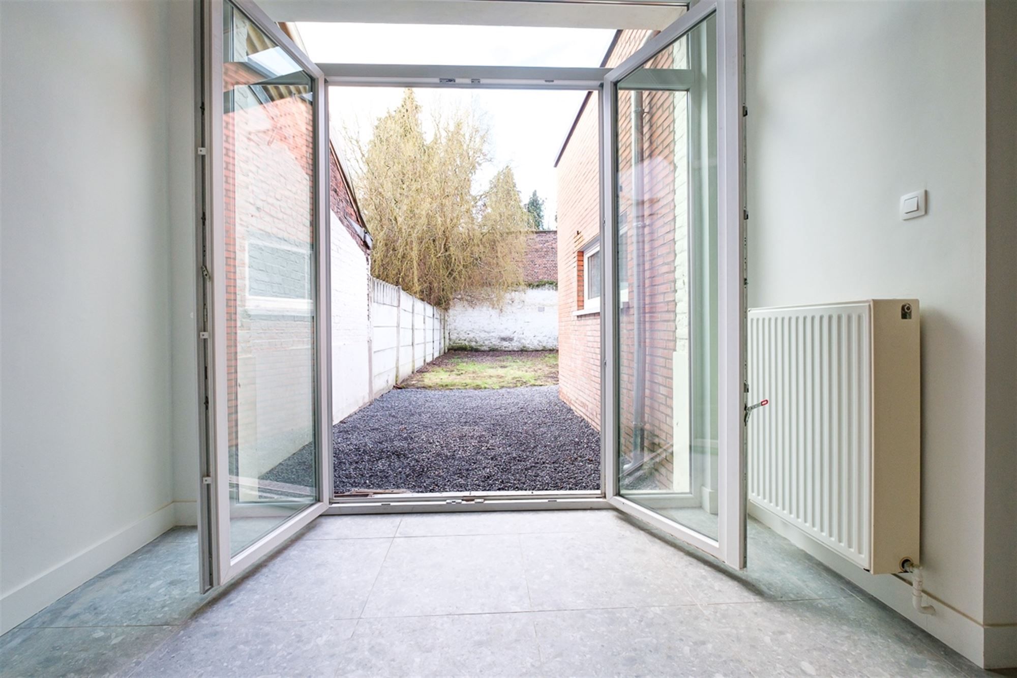 PRACHTIG HERENHUIS TE HUUR MET 4 SLKS IN HET CENTRUM VAN SINT-TRUIDEN  foto 6