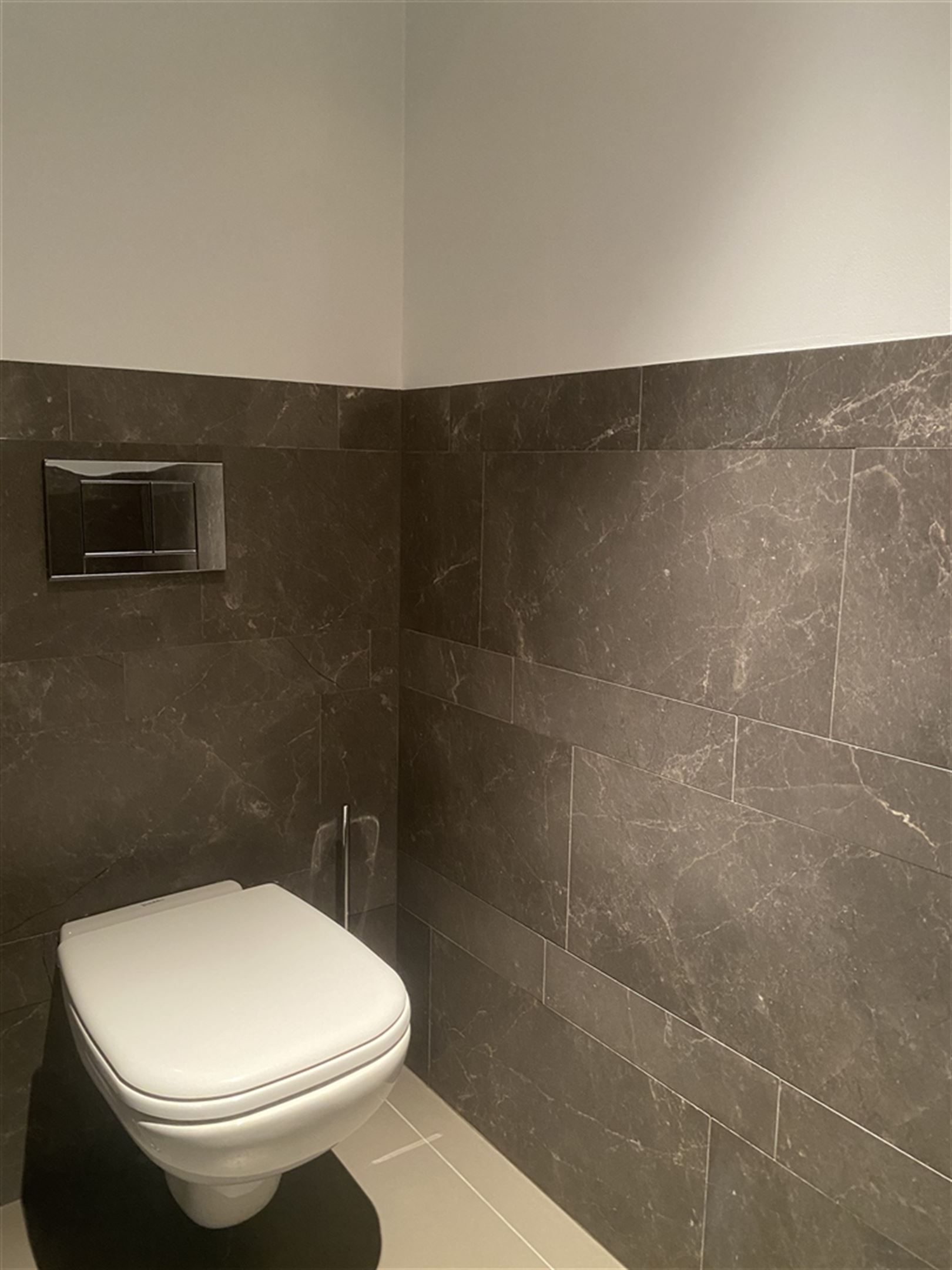 Moderne High-End kantoren aan afrit E17 foto 13