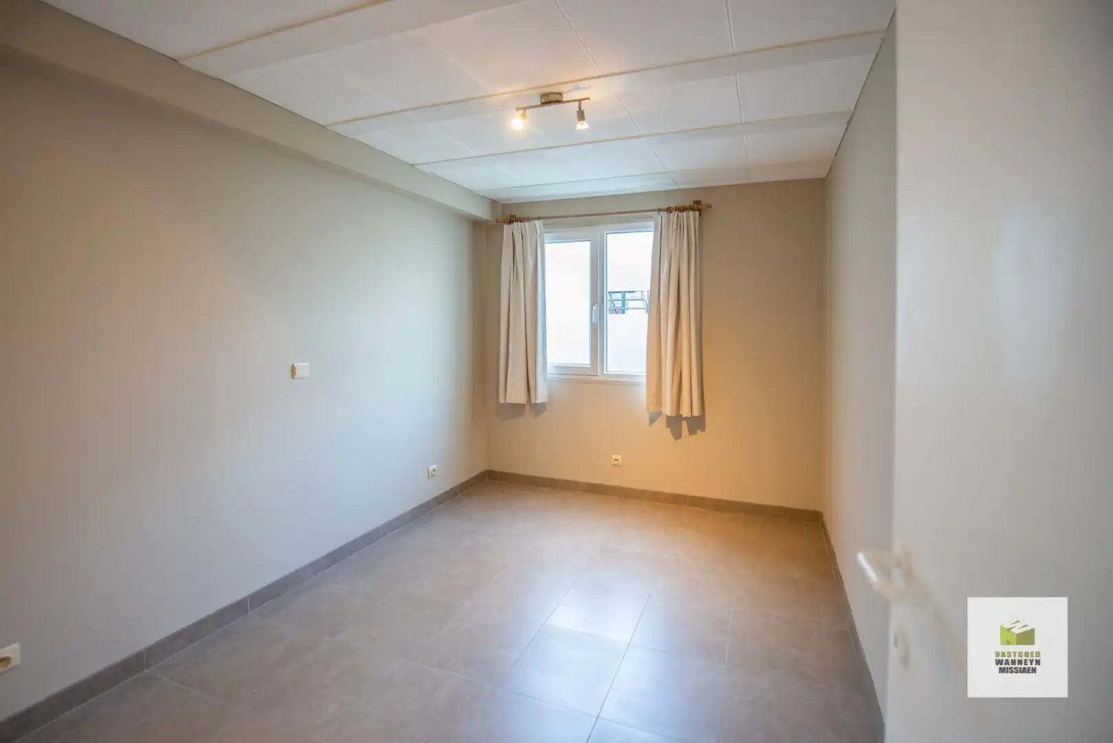 Opbrengsteigendom te koop te Torhout: netto rendement 4,5%! foto 9