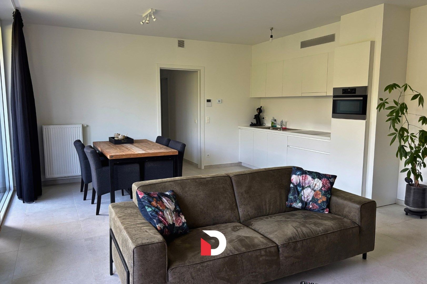 Modern gelijkvloers appartement met 1 slaapkamer en garagebox foto 3