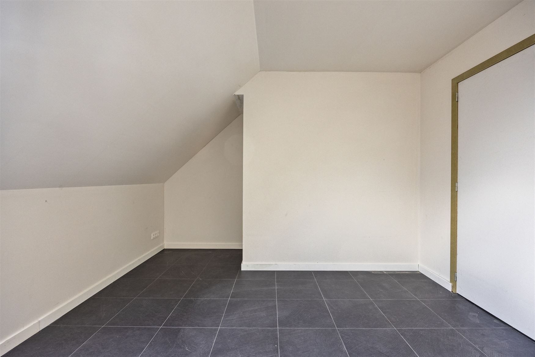 Uitzonderlijke nieuwbouwwoning in landelijke stijl foto 21