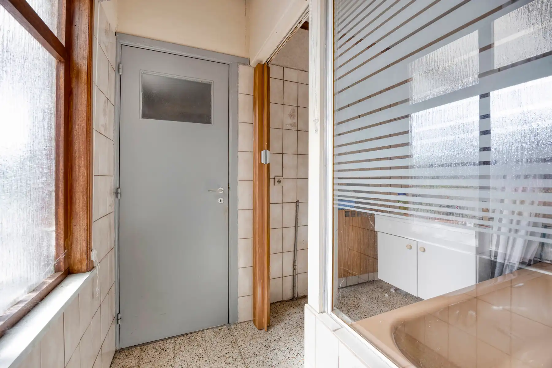 Te renoveren gesloten bebouwing met 3 slaapkamers in Puurs  foto 12