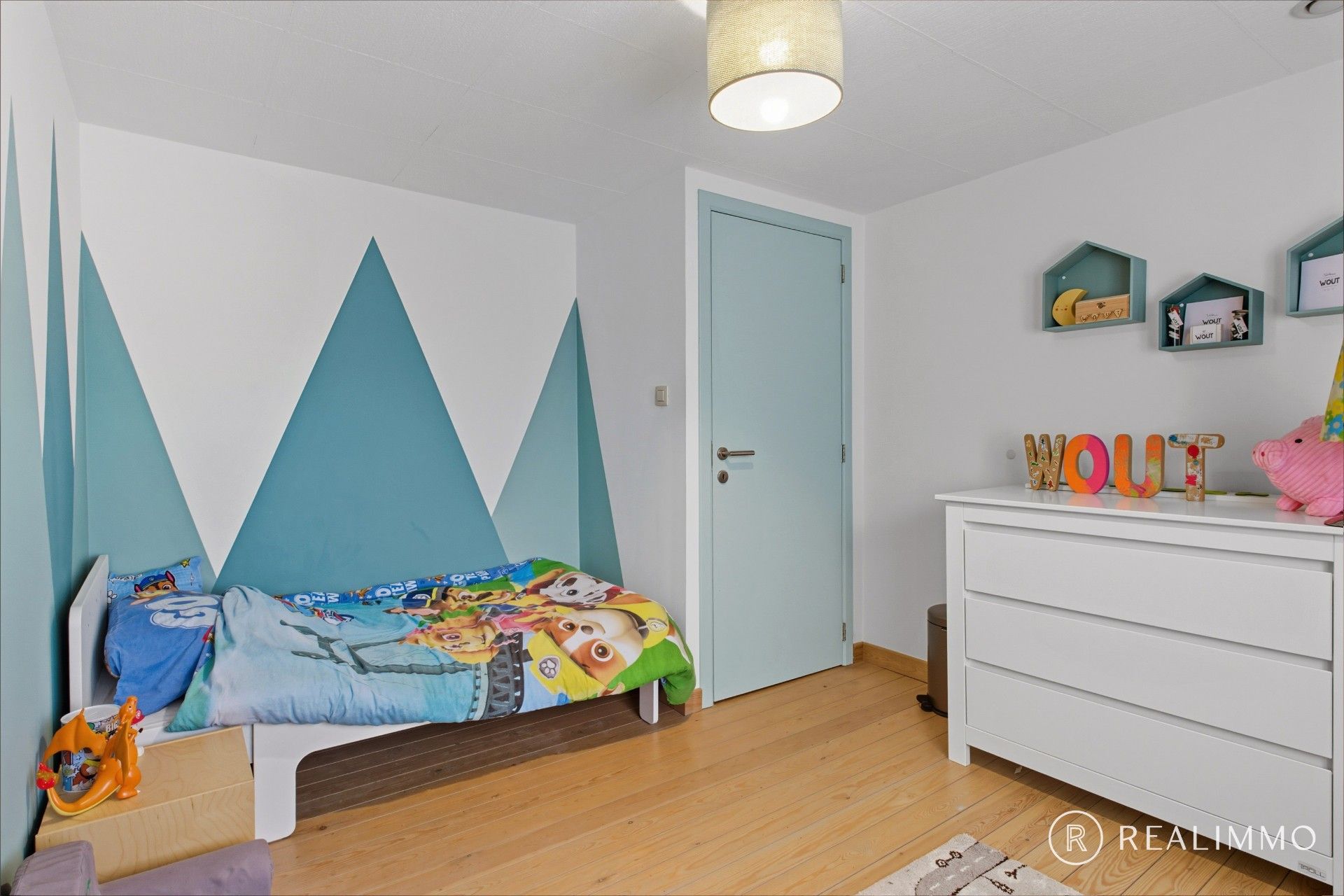 Instapklare hoekwoning in centrum Desselgem foto 12