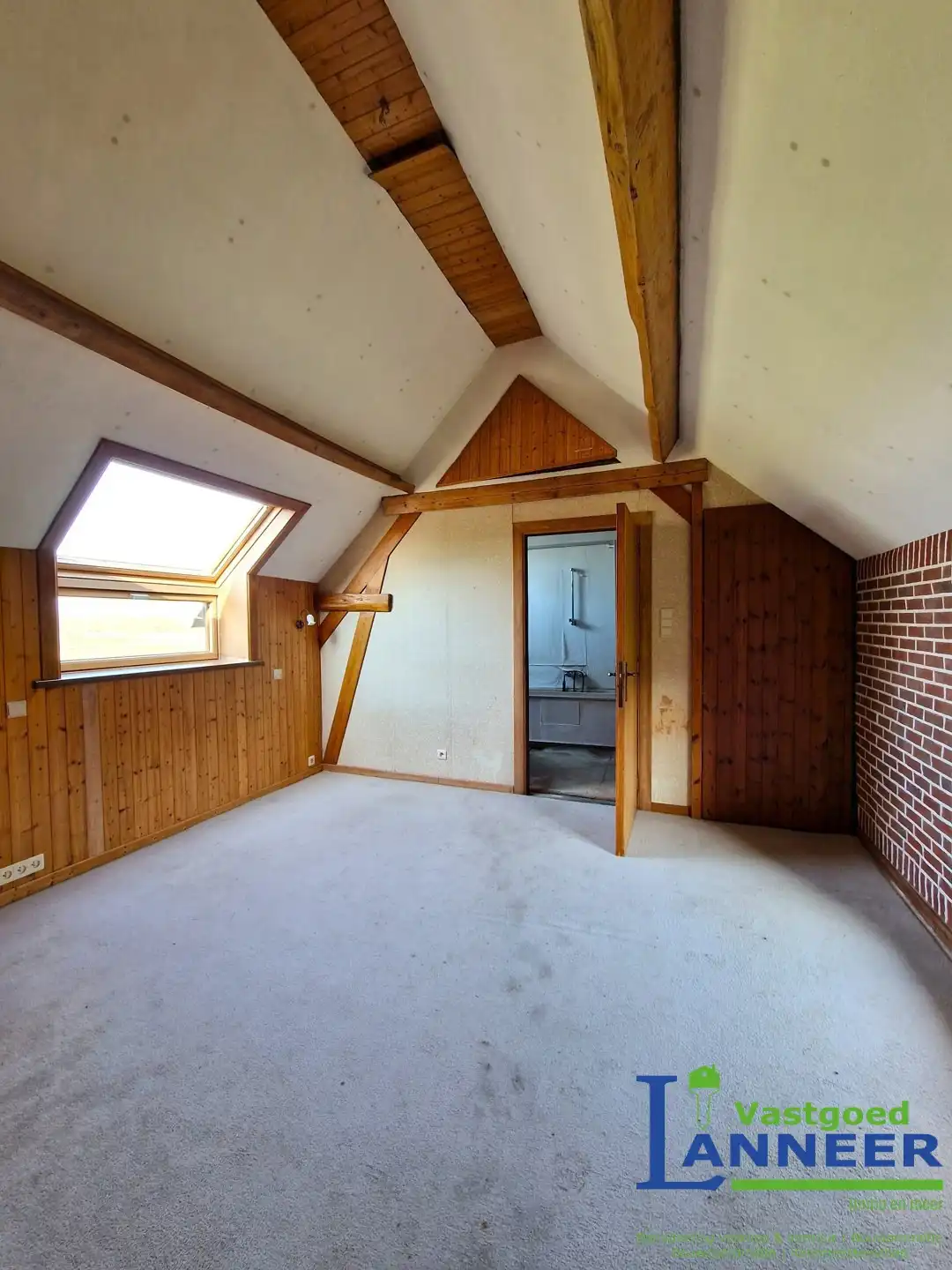 Charmante woning in een rustige straat omgeven door groen foto 5