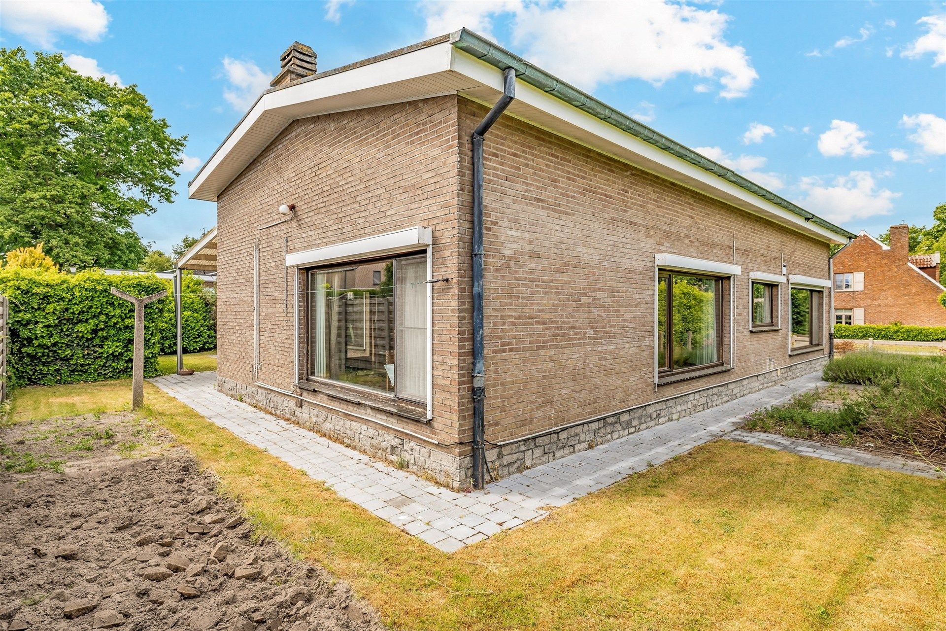 Te renoveren bungalow met 3slks op topligging foto 23