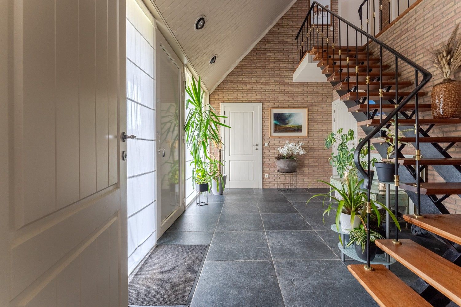 Charmante 4-slaapkamer villa op riant perceel van 1.558 m² in residentiële wijk “De Kolleberg” – Achel foto 2