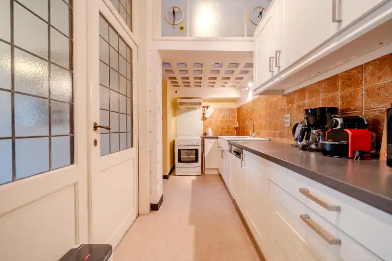 Centraal gelegen , vergunde vakantiewoning "Alice House" in Centrum Ieper met zicht op de kathedraal! foto 11