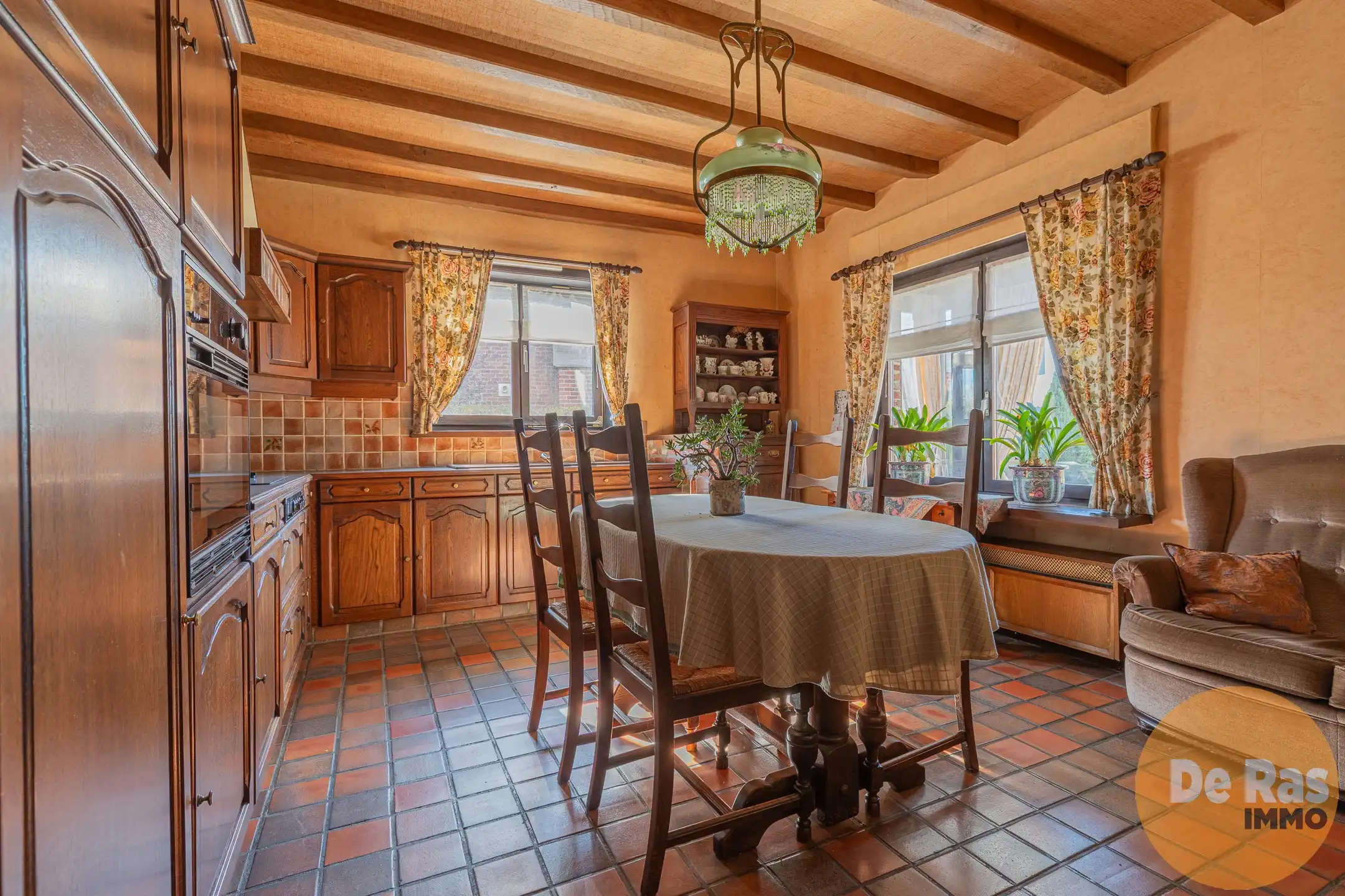  ERONDEGEM-Verzorgde 4-gevelwoning met achterliggende weide foto 14