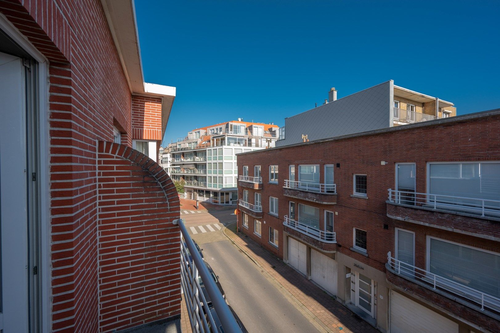 Zonnig appartement rustig gelegen nabij het centrum en op wandelafstand van het strand foto 5