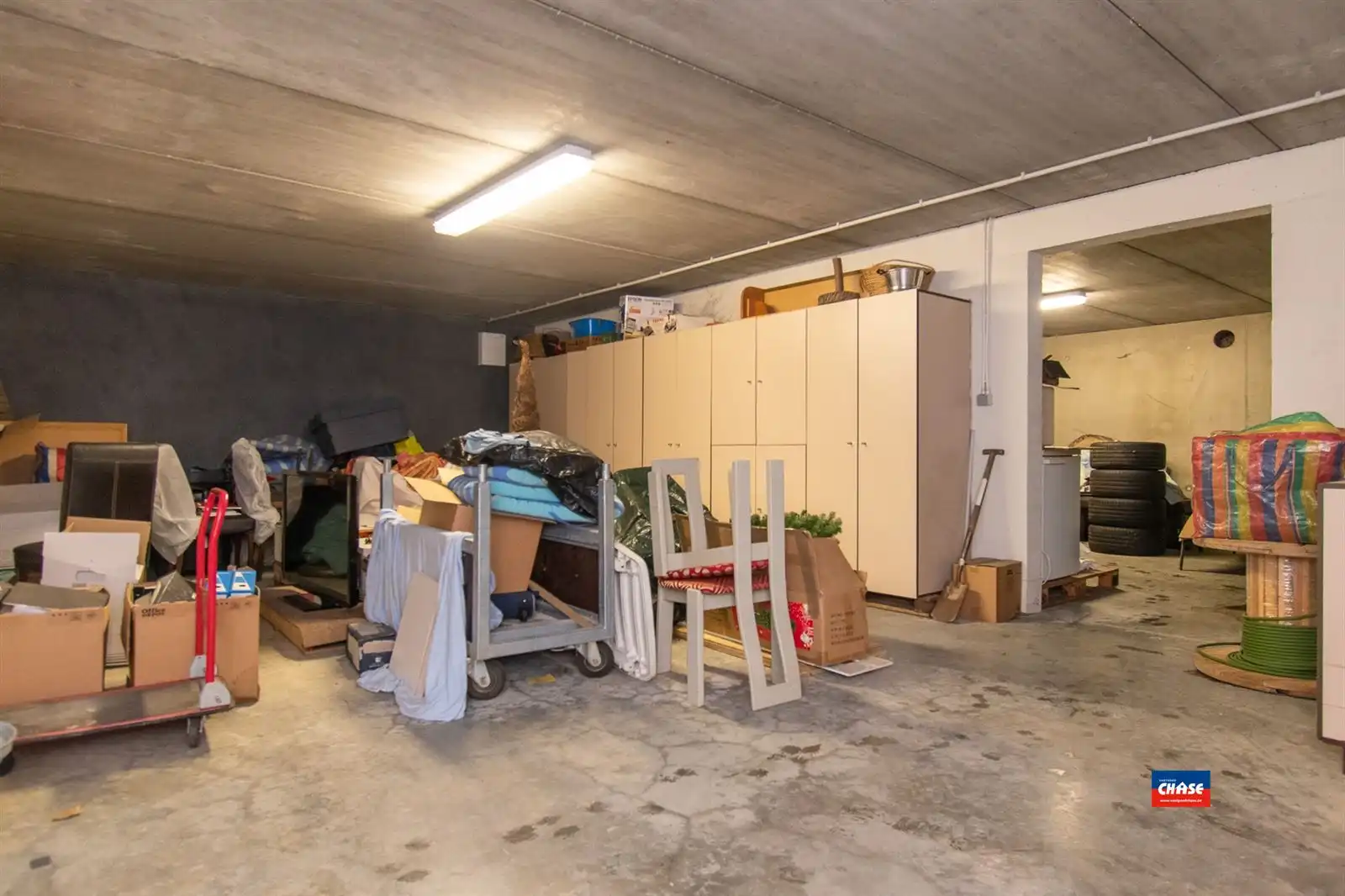 Gemengd gebouw met winkel, 2 appartementen, kantoor en magazijnruimte foto 38
